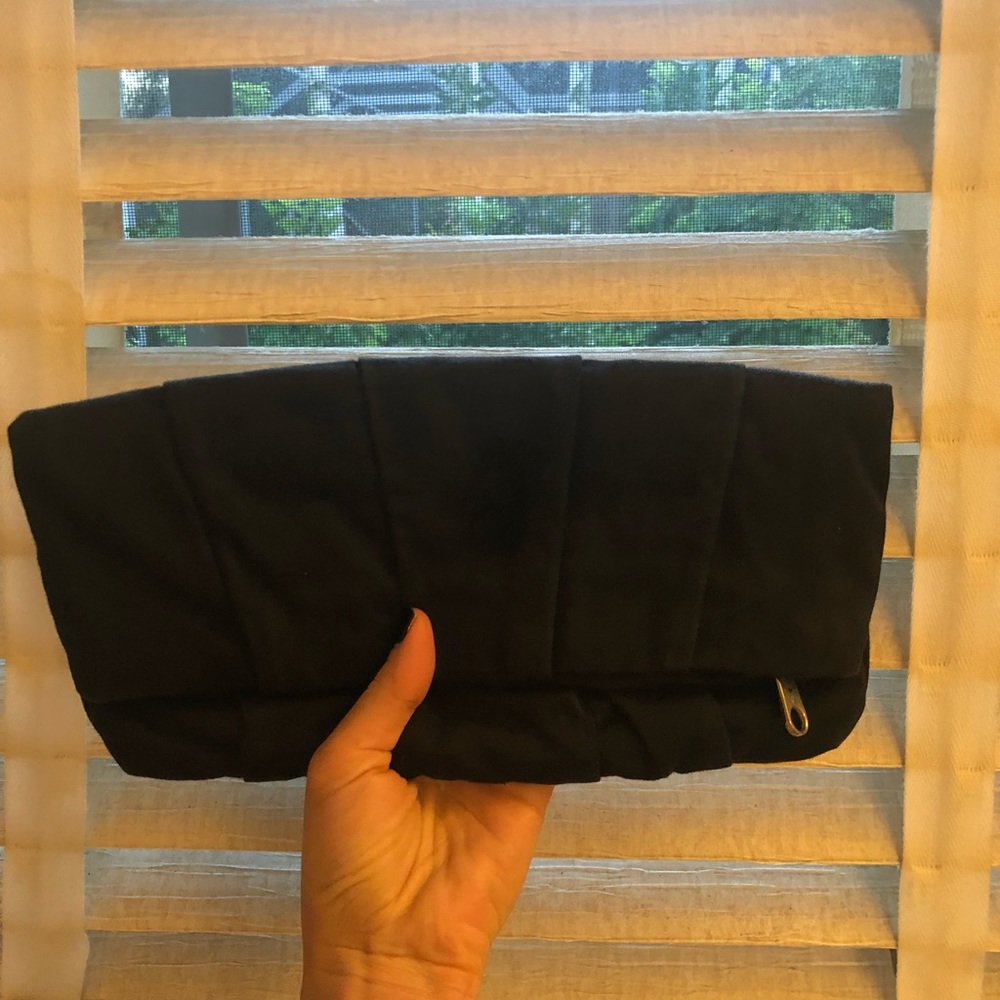 American Eagle Black Envelope - great condition